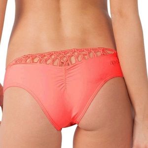 🆕 Rip Curl Sunseeker Macrame Cheeky Bikini Bottom